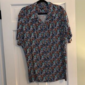 Men’s Floral Patterned Short Sleeve Button down